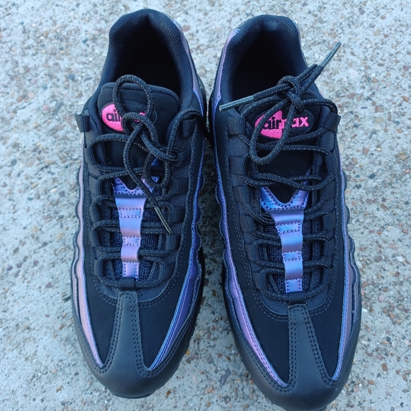 Nike Air Max 95 throwback future Sneakers - Picture 3 of 8